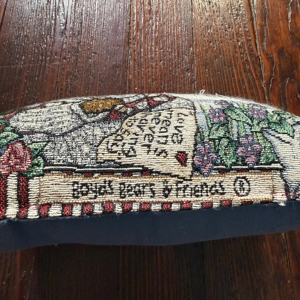 Boyds Bears & Friends Tapestry Accent Pillow Love Has No Rhyme‎ Or Reason Teddy